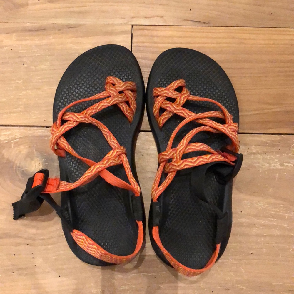 Woman’s chacos